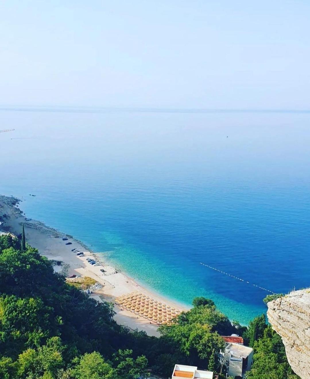 Apartments Villa Simonovic Petrovac 外观 照片
