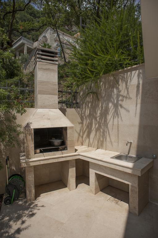 Apartments Villa Simonovic Petrovac 外观 照片