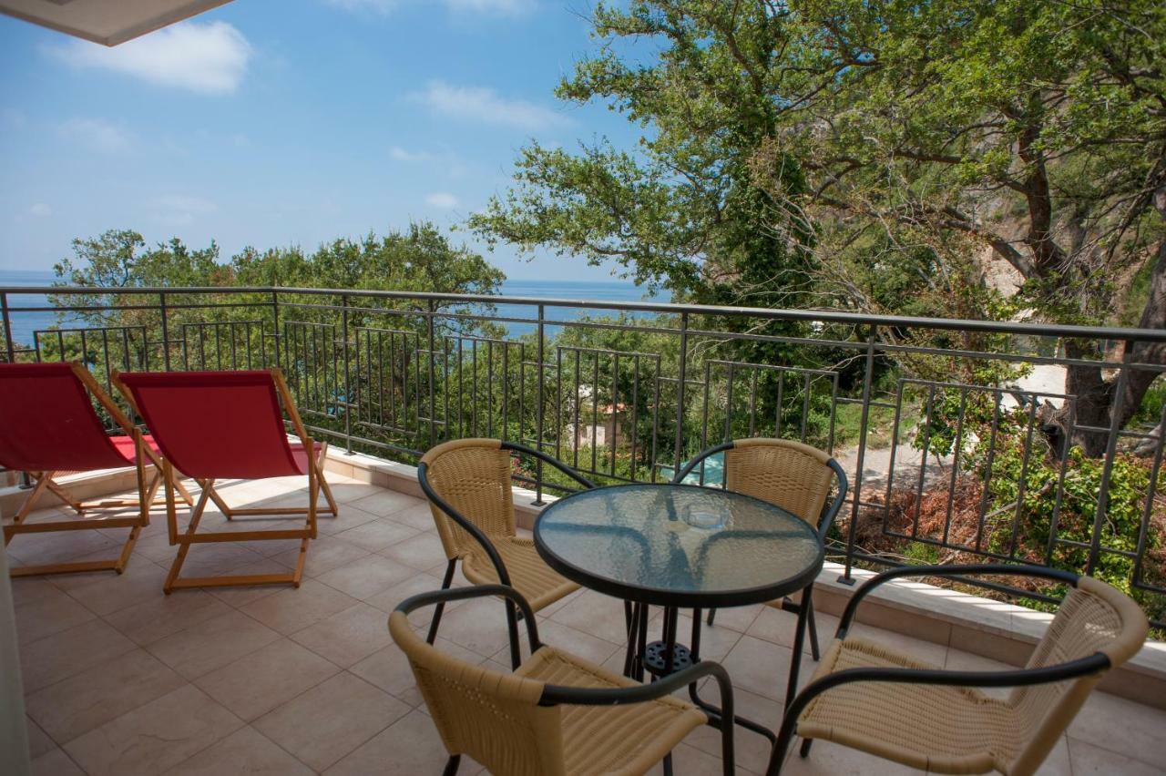 Apartments Villa Simonovic Petrovac 外观 照片